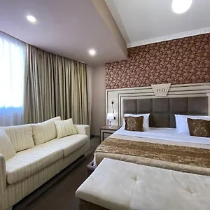 Deluxe Albanie