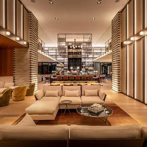 מלון Marriott West ****