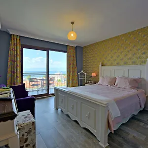 Niluefer Butik (adults Only) Ayvalı